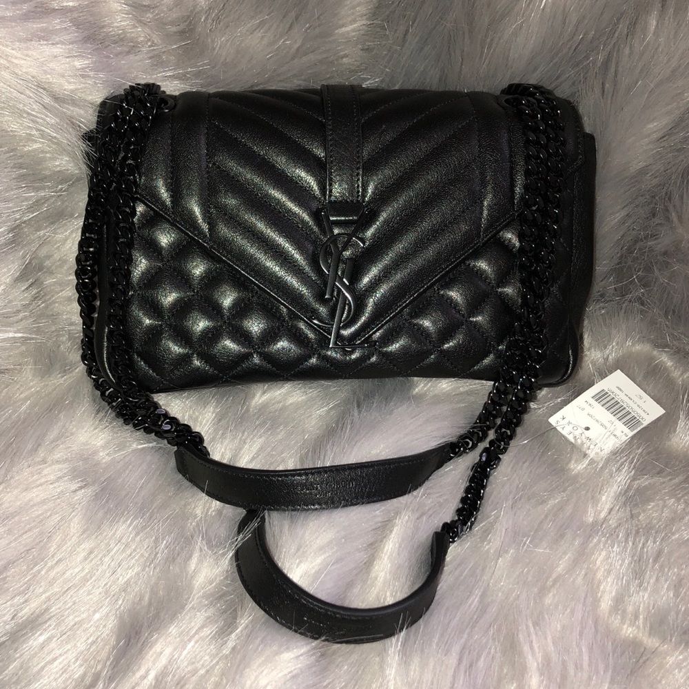 ❌ SOLD ❌ Saint Laurent Medium Envelope - Picture 1 of 8